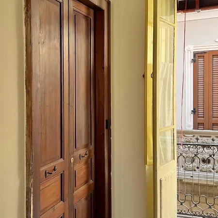 Boutique Sardinian Hideaway In Historic *